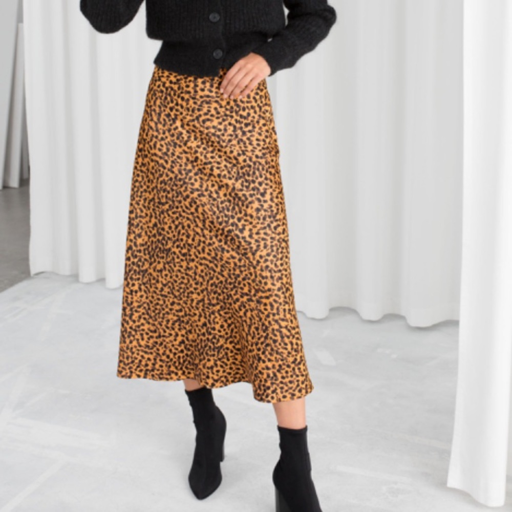Leopard skirt